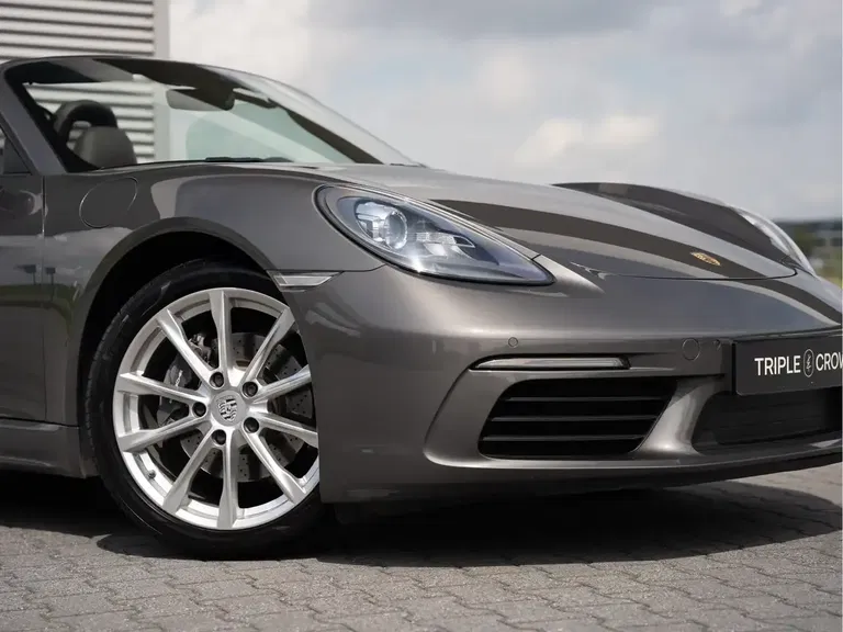 Porsche 718 Boxster