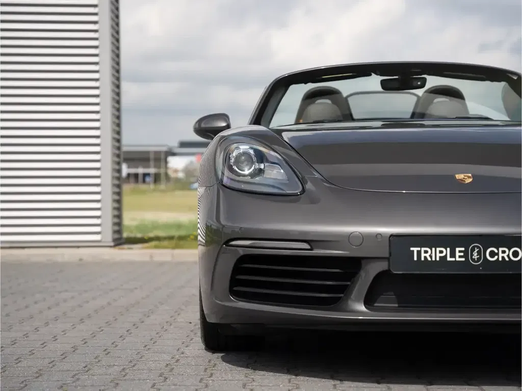 Porsche 718 Boxster