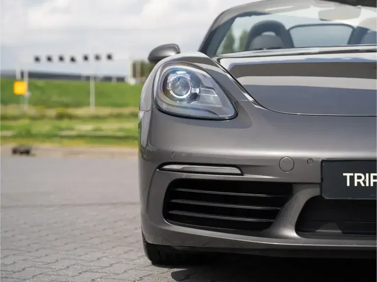 Porsche 718 Boxster