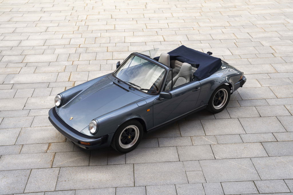 Porsche 911 Carrera 3.2