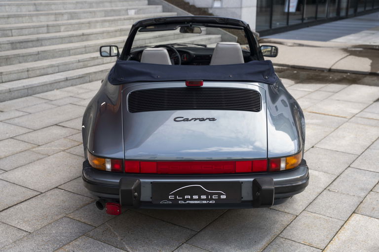 Porsche 911 Carrera 3.2