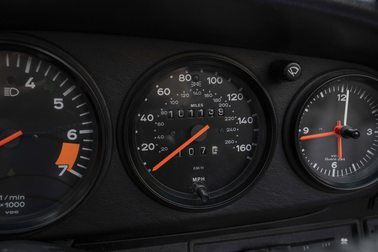 Porsche 911 Carrera 3.2