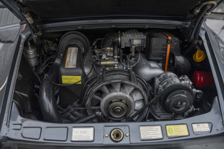 Porsche 911 Carrera 3.2