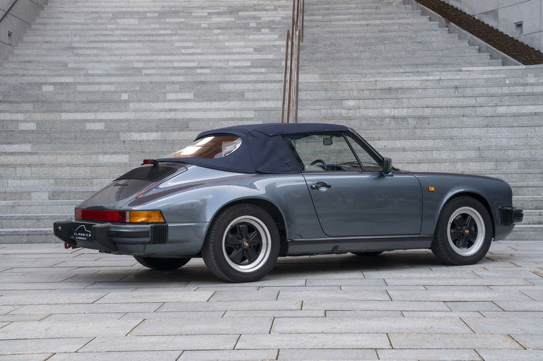 Porsche 911 Carrera 3.2