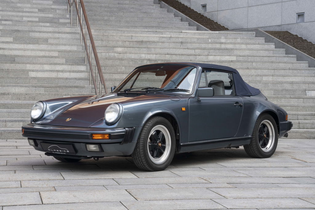 Porsche 911 Carrera 3.2