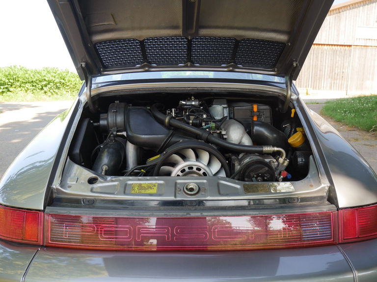 Porsche 964 Carrera 4