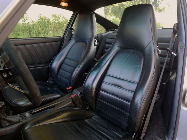 Porsche 964 Carrera 4