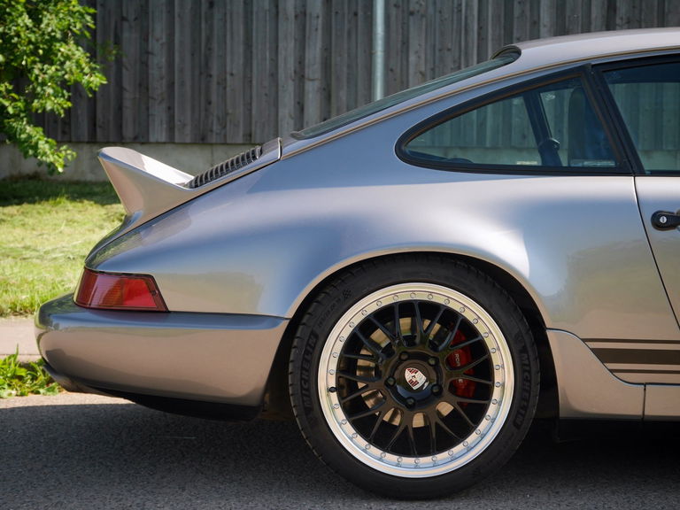 Porsche 964 Carrera 4