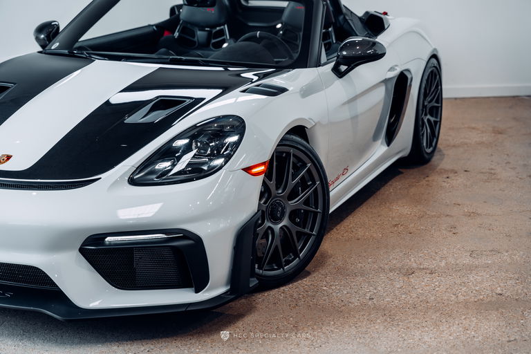 Porsche 718 Spyder RS