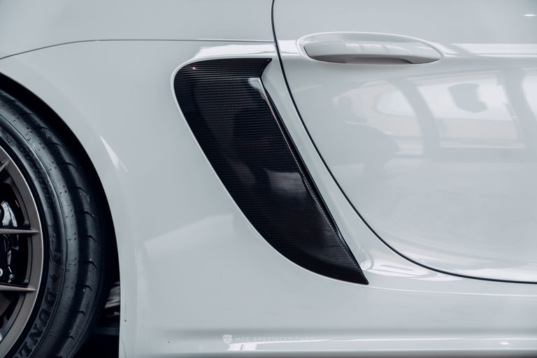 Porsche 718 Spyder RS