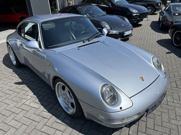 Porsche 993 Carrera 4