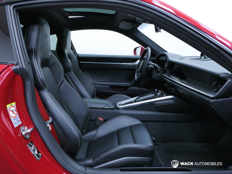 Porsche 992 Carrera S