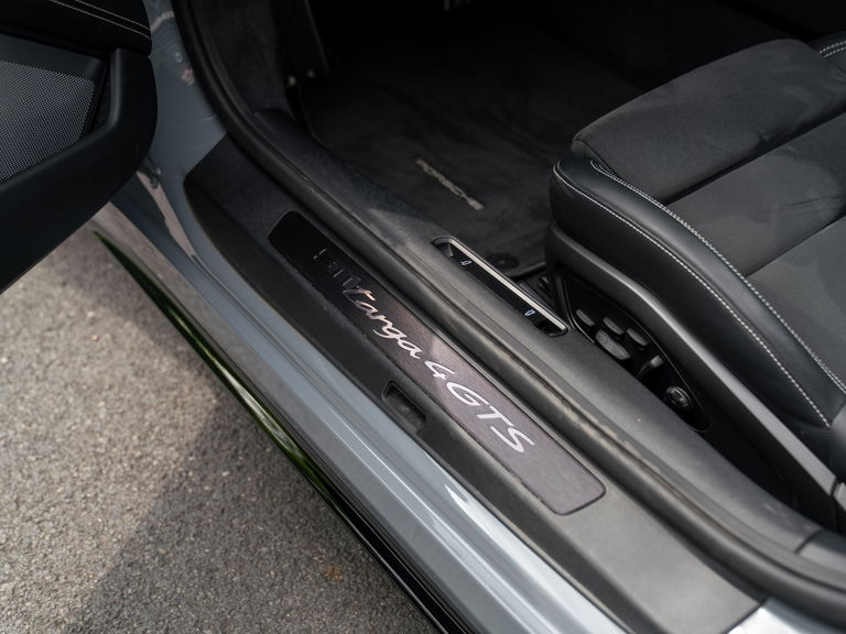 Porsche 992 Targa 4 GTS