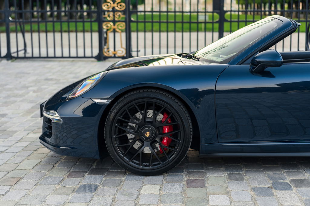 Porsche 991 Carrera GTS