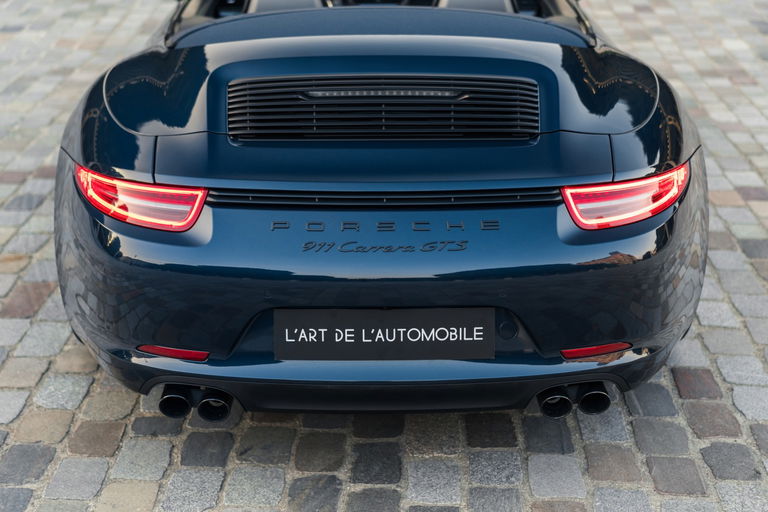Porsche 991 Carrera GTS