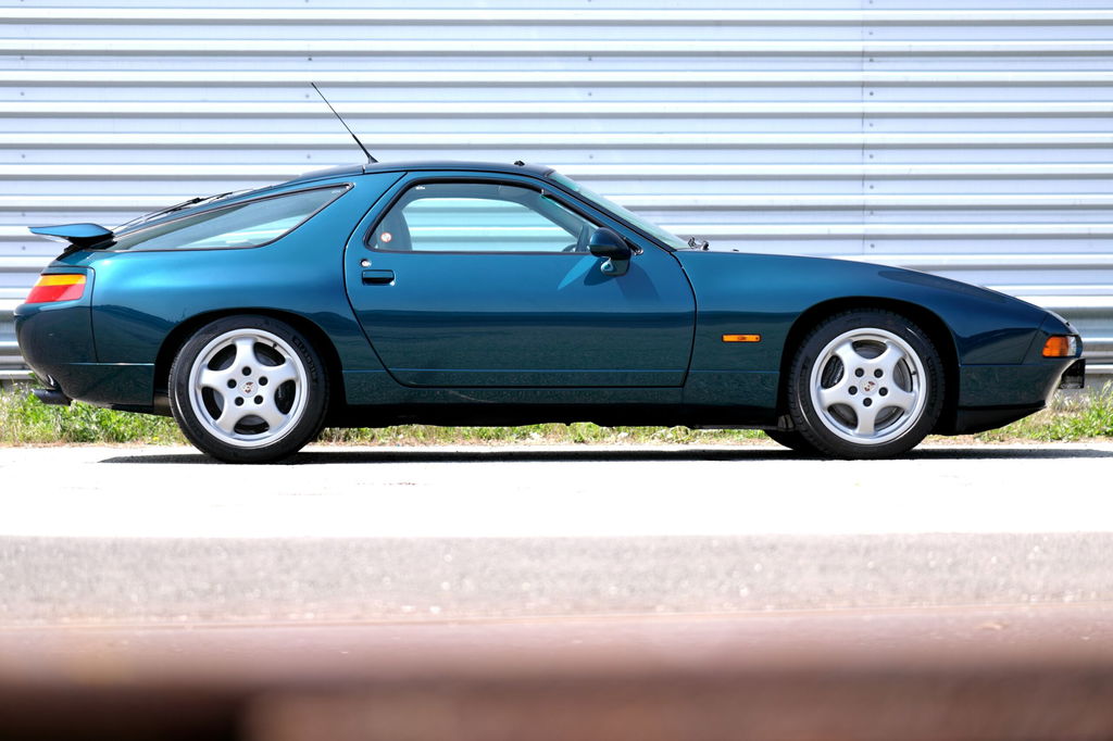 Porsche 928 GTS
