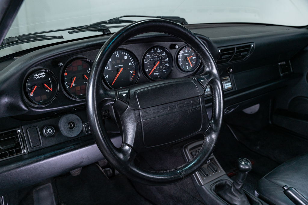 Porsche 964 Carrera 4