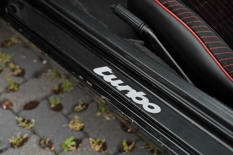 Porsche 924 Carrera GT