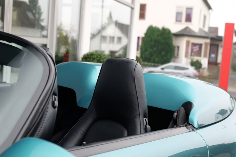 Porsche 964 Carrera 2 Speedster