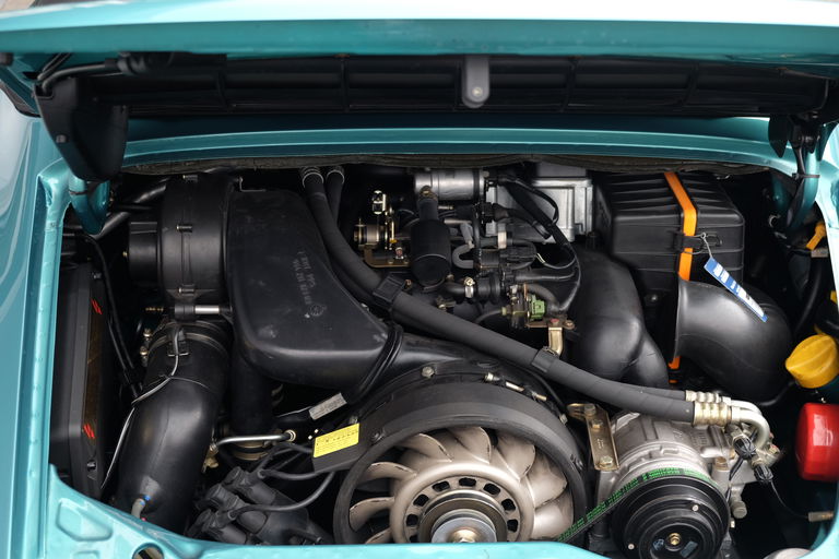 Porsche 964 Carrera 2 Speedster