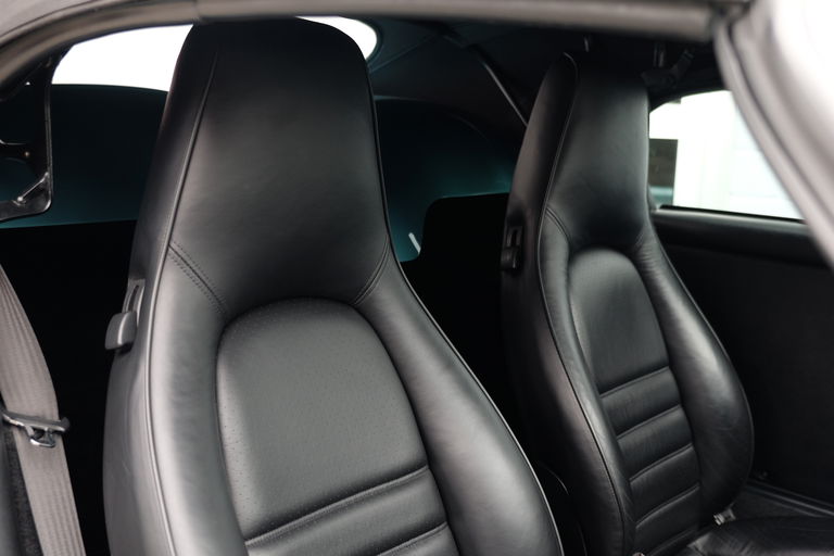 Porsche 964 Carrera 2 Speedster