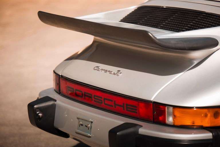 Porsche 911 Carrera 3.0