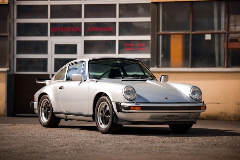 Porsche 911 Carrera 3.0