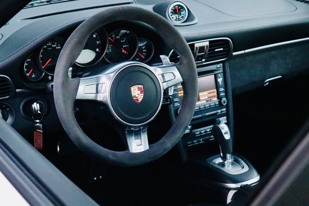 Porsche 997.2 Carrera GTS