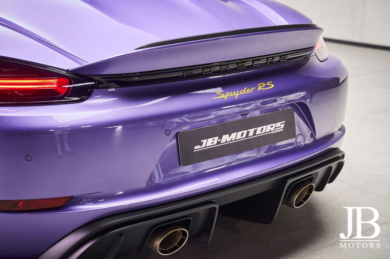 Porsche 718 Spyder RS