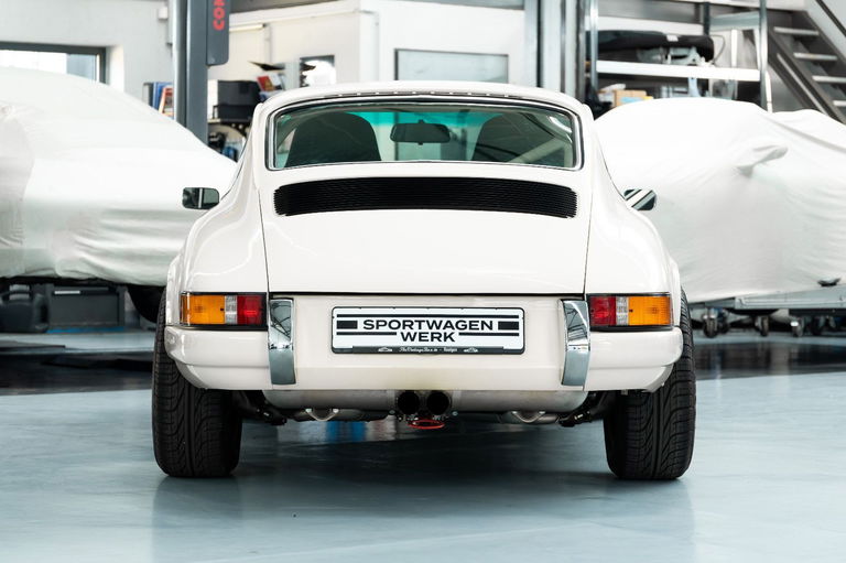 Porsche 911 Backdate