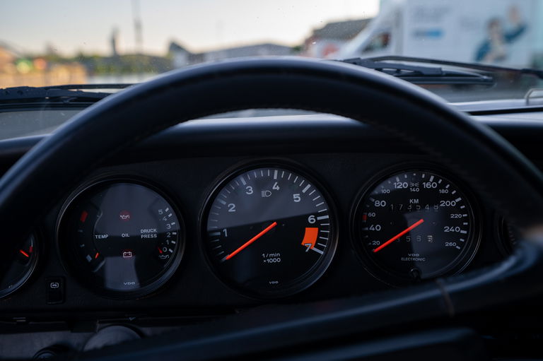 Porsche 911 Carrera 3.2