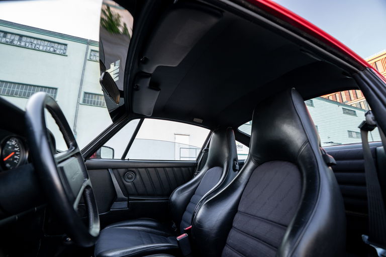 Porsche 911 Carrera 3.2