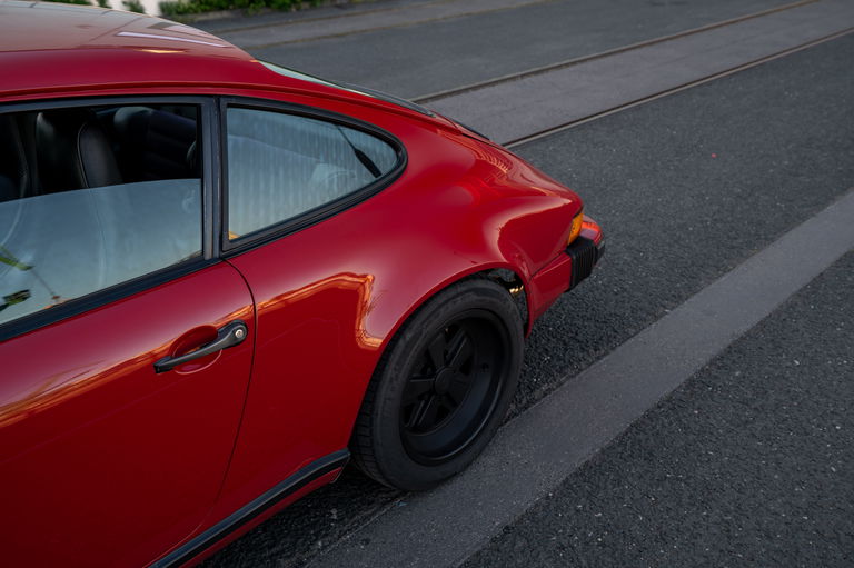 Porsche 911 Carrera 3.2
