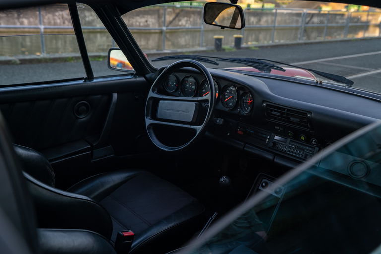 Porsche 911 Carrera 3.2