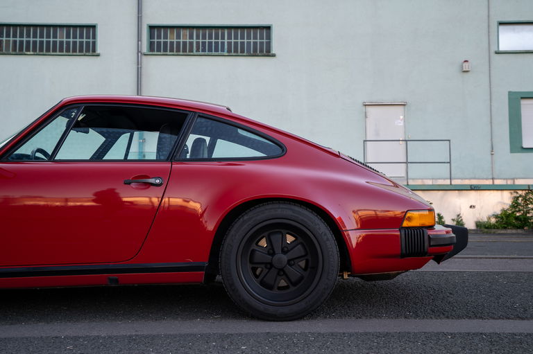 Porsche 911 Carrera 3.2