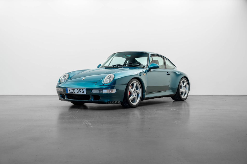 Porsche 993 Carrera 4S