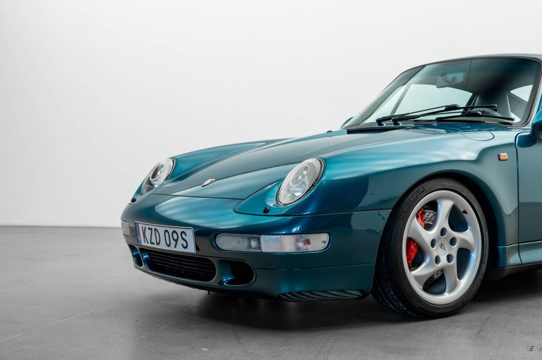 Porsche 993 Carrera 4S
