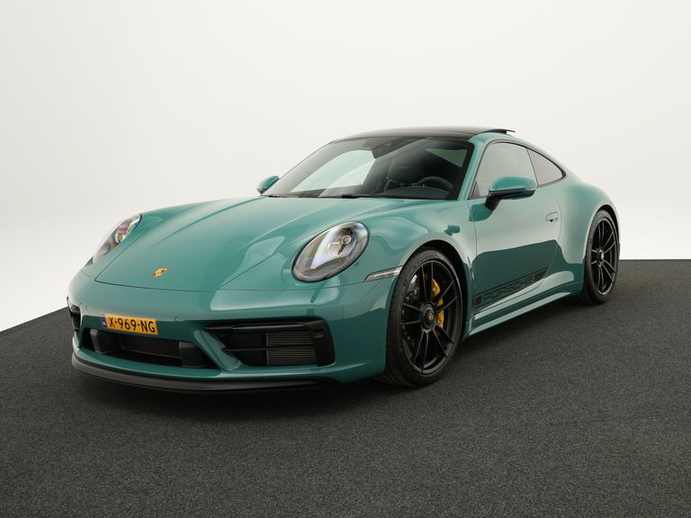 Porsche 992 Carrera GTS