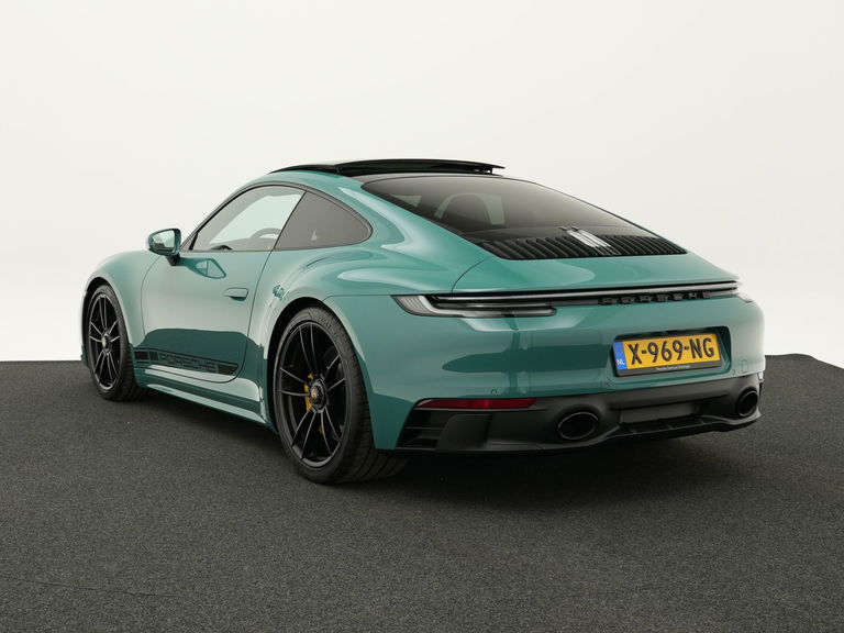 Porsche 992 Carrera GTS