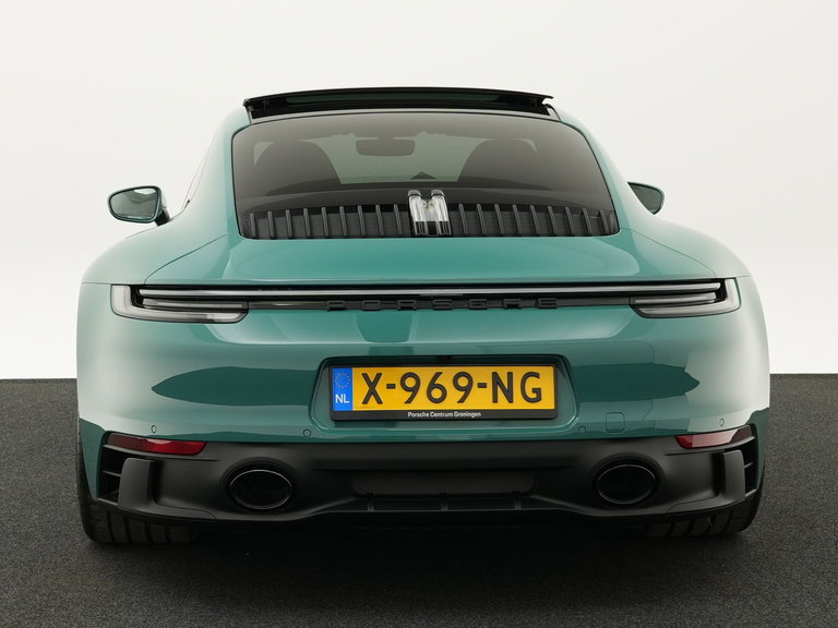 Porsche 992 Carrera GTS