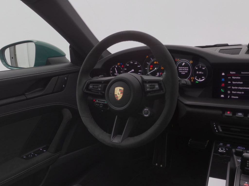 Porsche 992 Carrera GTS