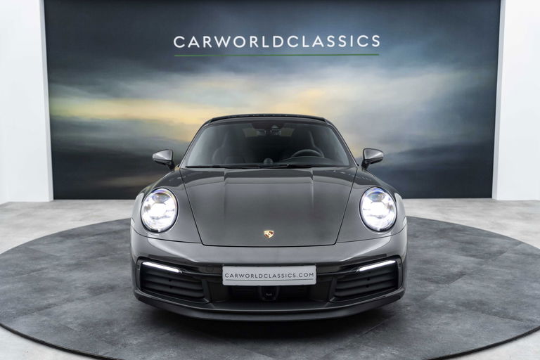 Porsche 992 Carrera 4S