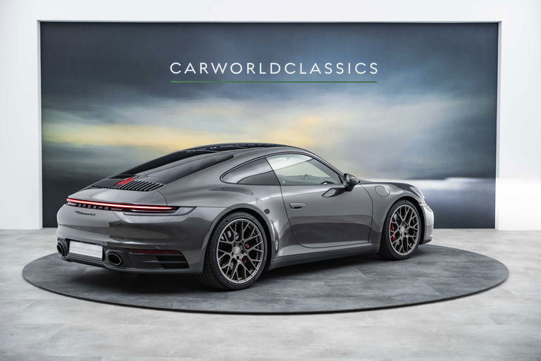 Porsche 992 Carrera 4S