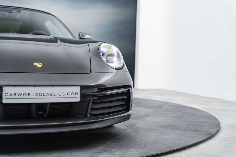 Porsche 992 Carrera 4S