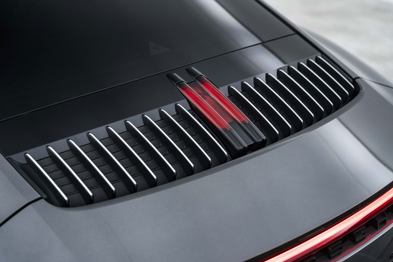 Porsche 992 Carrera 4S