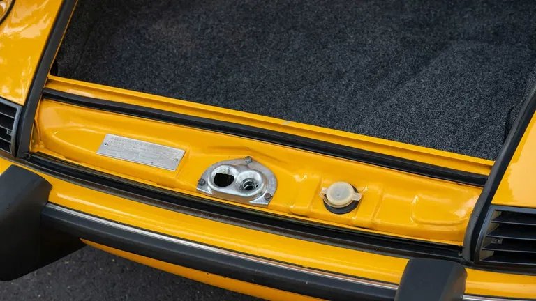 Porsche 911 T (US)
