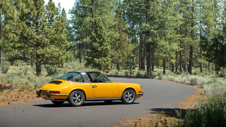 Porsche 911 T (US)