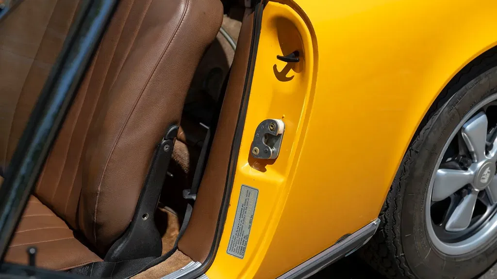 Porsche 911 T (US)