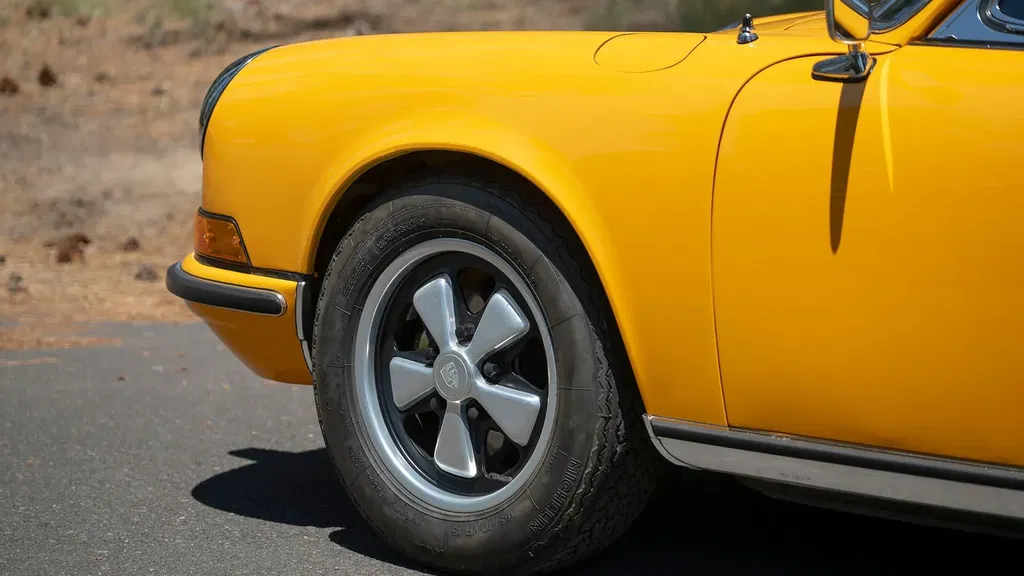 Porsche 911 T (US)