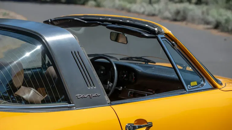 Porsche 911 T (US)